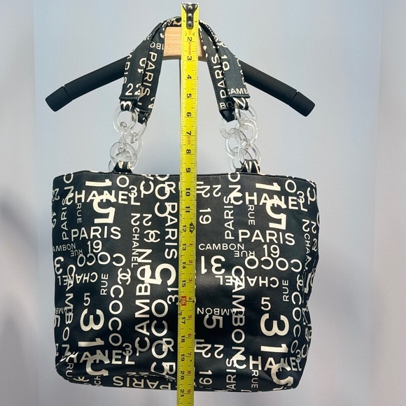 Chanel Vintage Rue Cambon Beach Tote~EUC - Picture 9 of 11